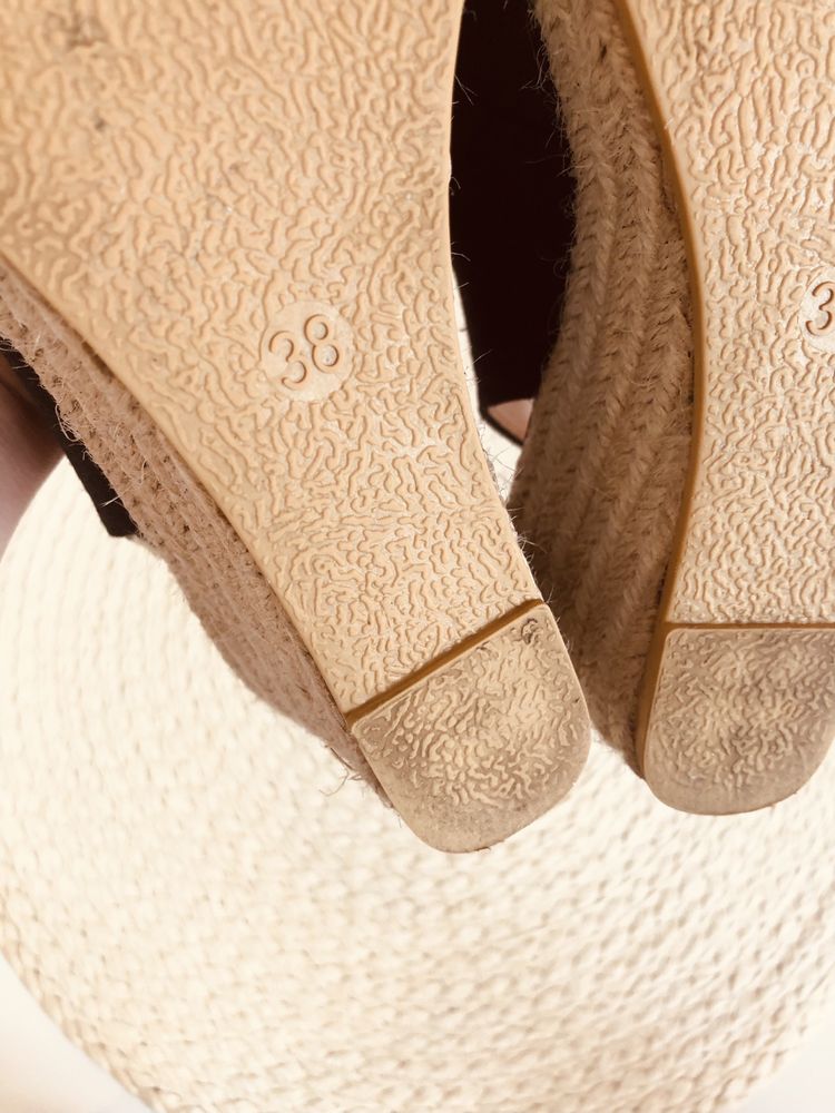 Buty na koturnie Espadryle - czarne - jak nowe / 38