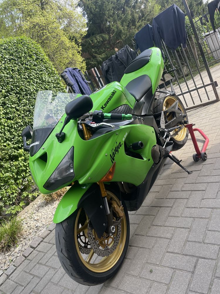 Kawasaki zx6r 636
