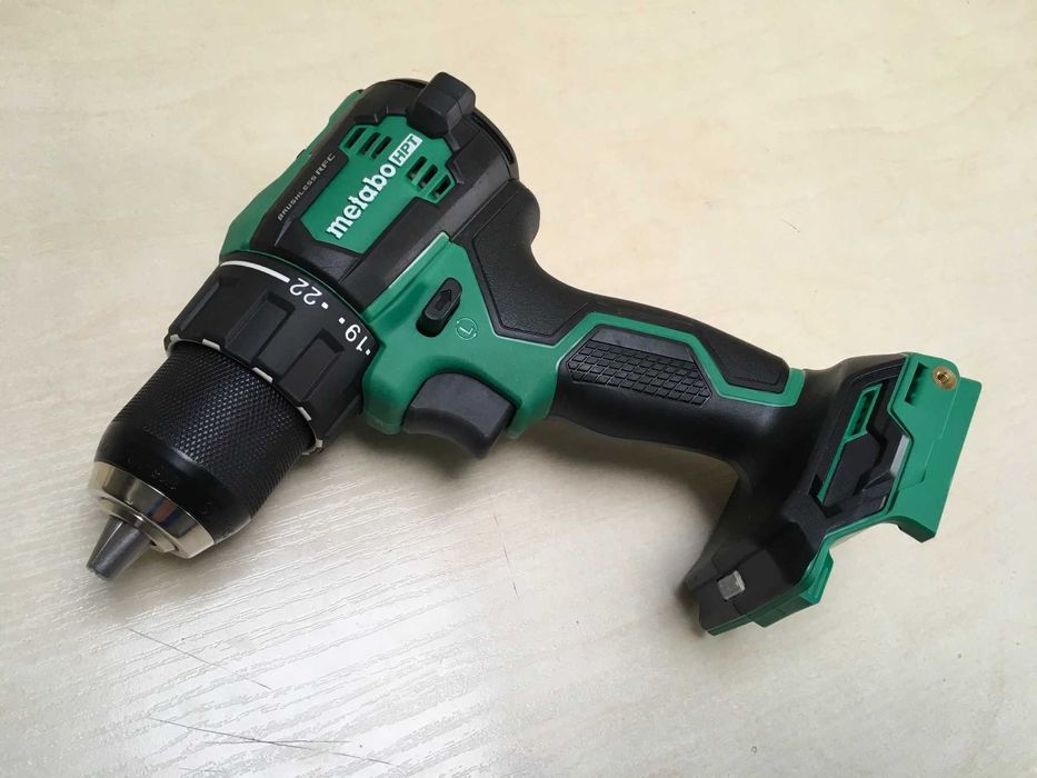 Оригинал Metabo HPT DS18DEX HiKOKI Hitachi 70Нм Бесщеточный шуруповерт