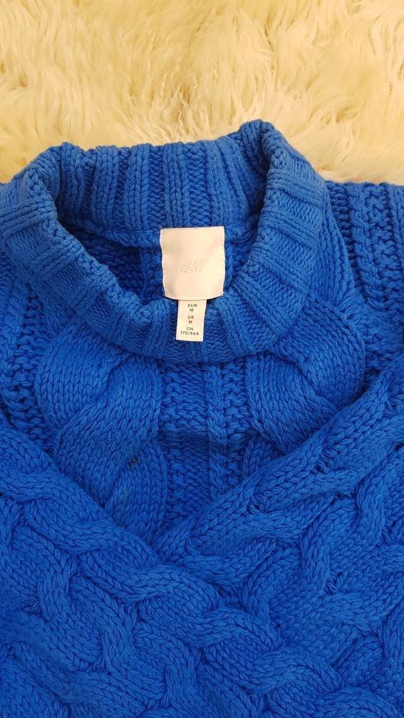 Шикарный синий свитер HM
