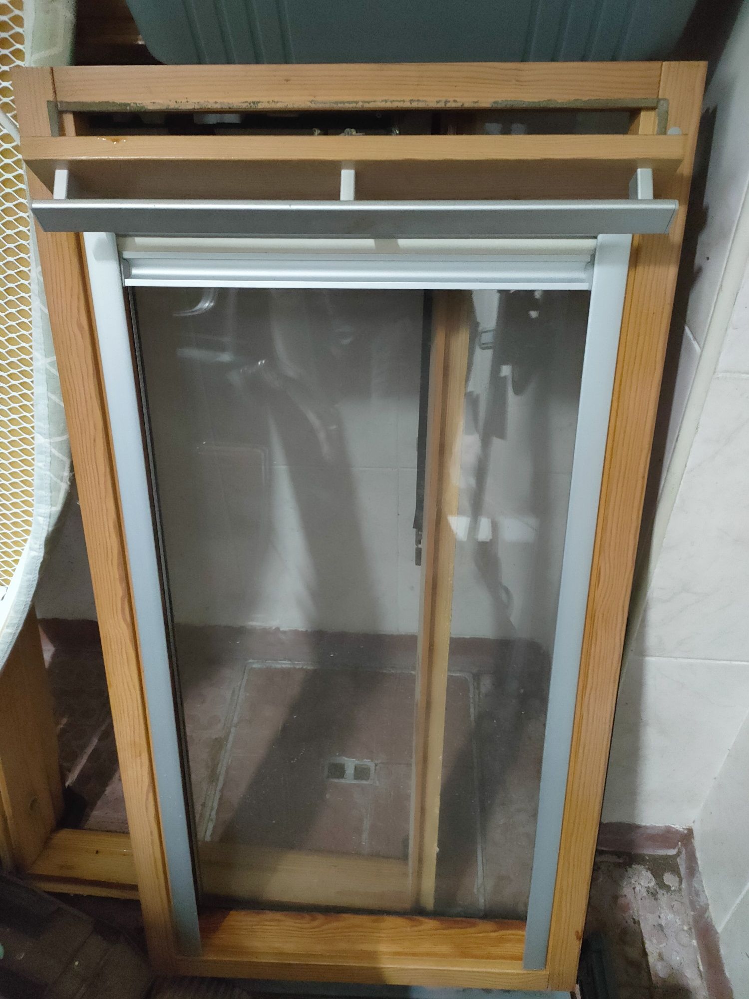 Velux usada em bom estado