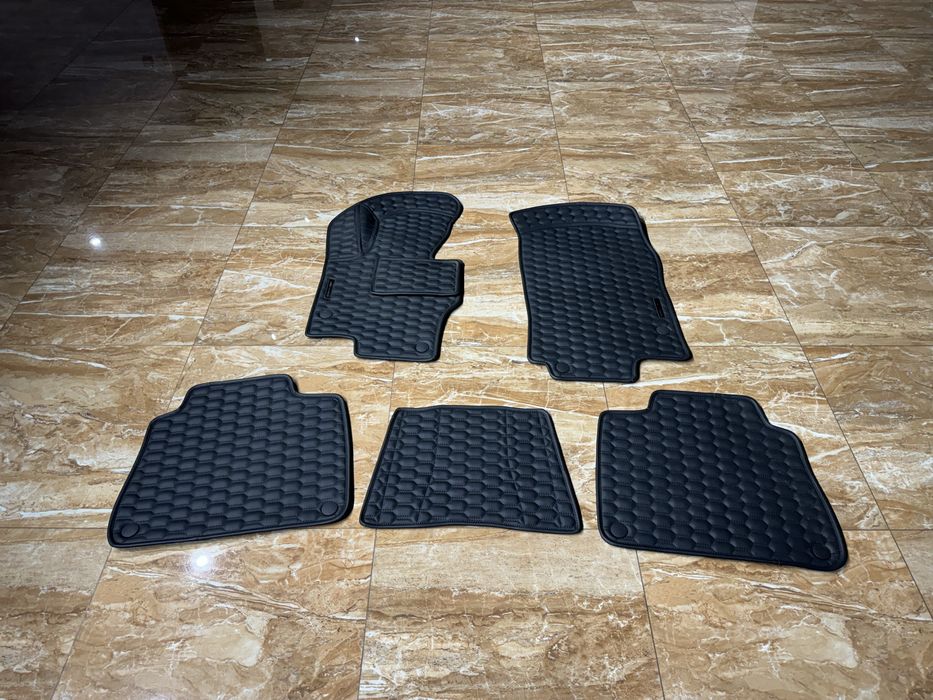 Продам комплект ковриков Mercedes Benz GLE V167 C167