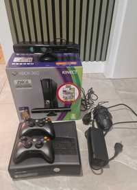 Xbox 360 250GB, 2 pady, akumulatory + ładowarka do padów, KINECT, GRY