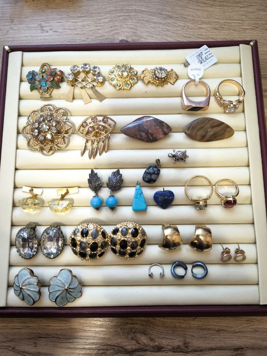 Брошки,сережки ,каблучки СРСР