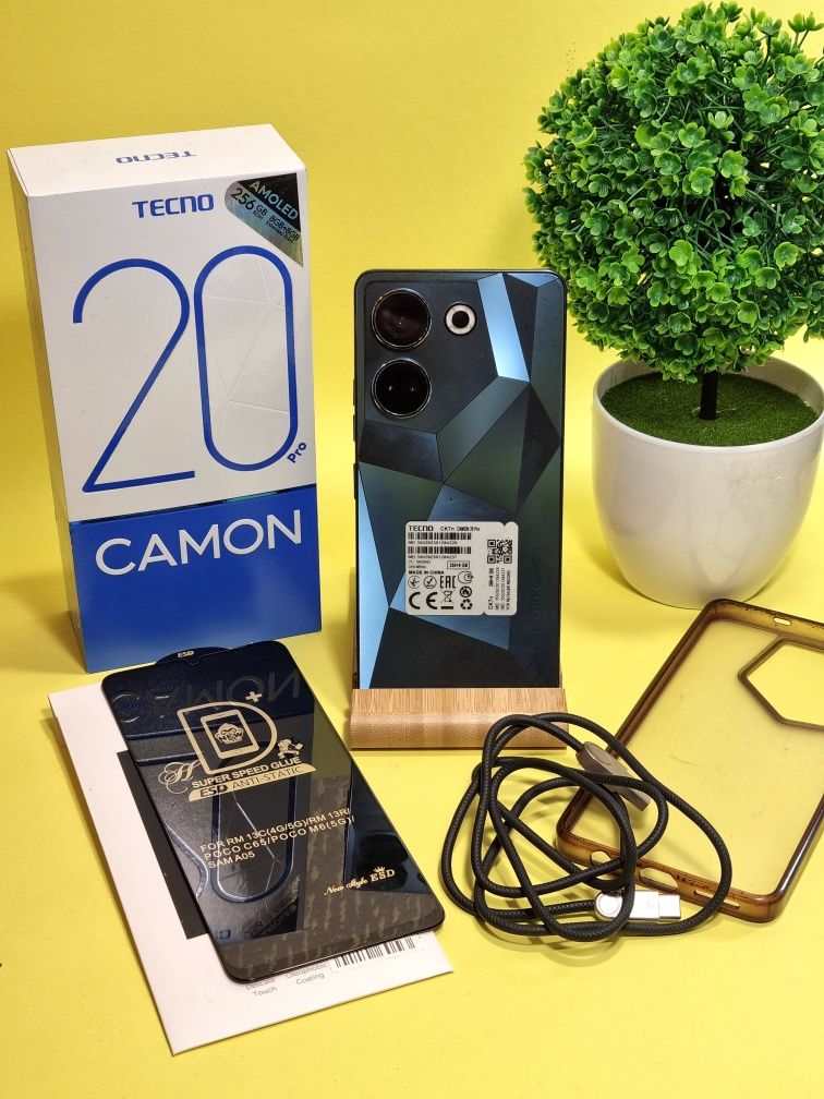 Продам телефон Tecno Camon 20 Pro Nfc 8+8/256 gb гарний стан