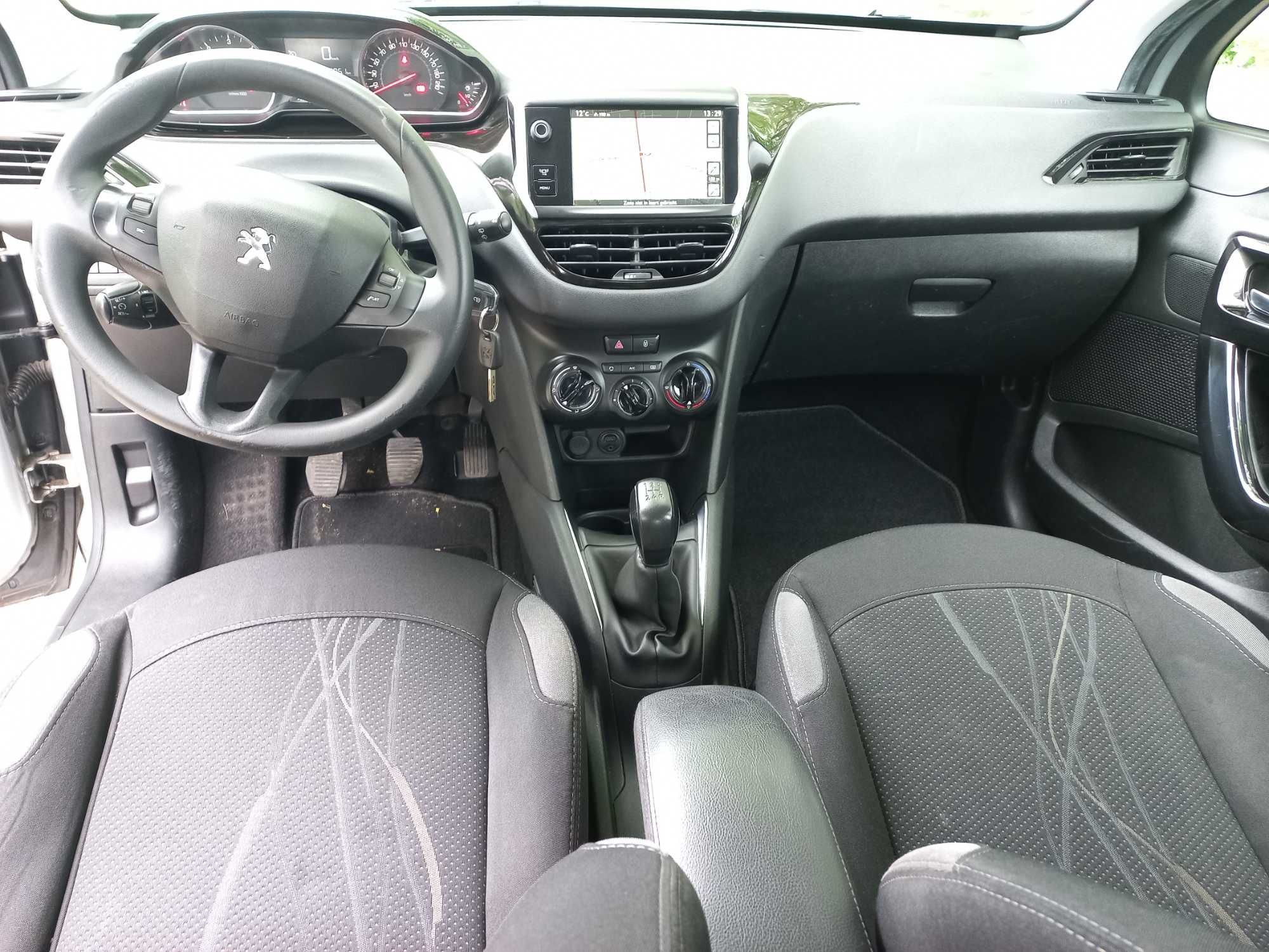 Peugeot 208 1.6  E-HDi ,92 KM,Nawigacja, Klimatyzacja