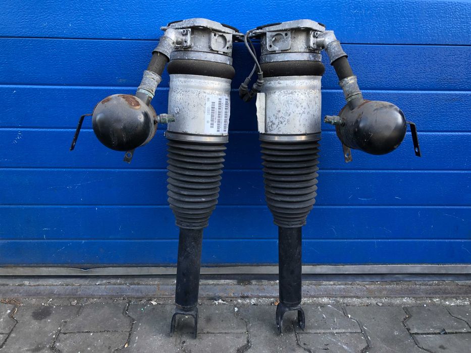 Amortyzator Miech Poduszka Lewy Tył AUDI A8 S8 D3