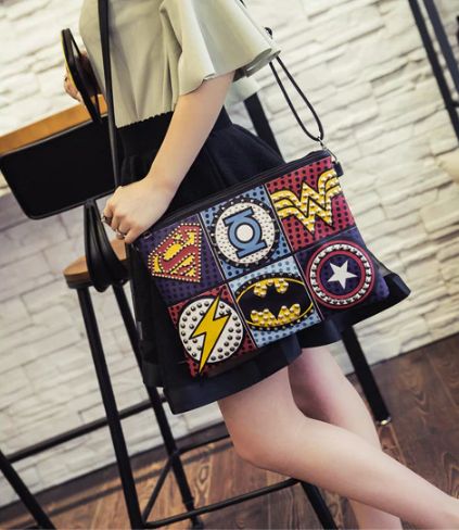 Mala clutch - Marvel Super Heroes - Novo.
