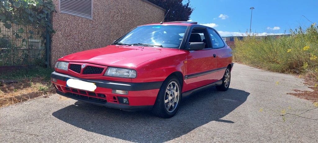 Lancia Delta HPE 1.8 16v - 130 Cvs
