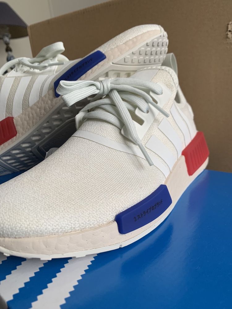 Ténis adidas NMD R1 white