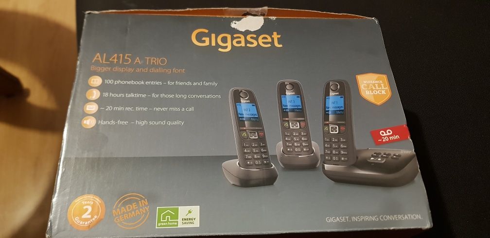 Telefony przenośne stacjonarne Gigaset A415 3 słuchawki. Domowy