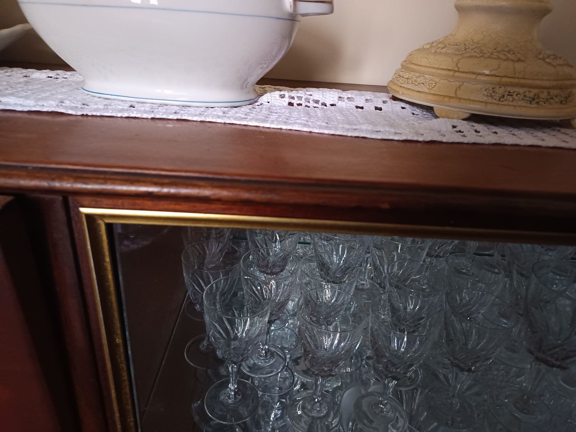 Movel de sala com embutidos "estilo nordico