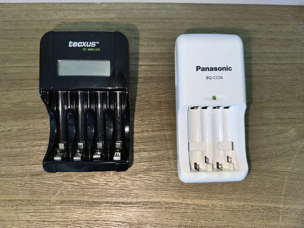 Carregador de Pilhas e Cabo HDMI High Speed 2M