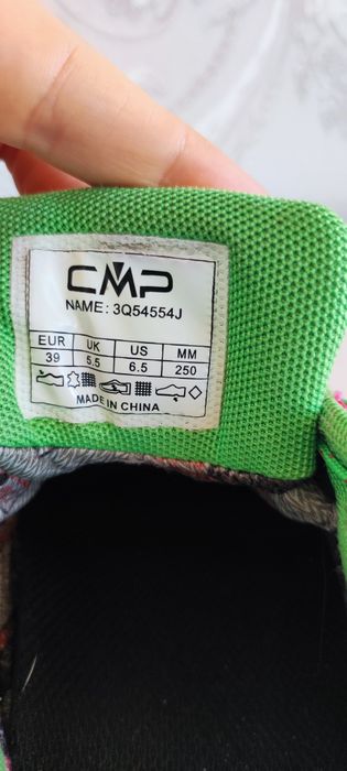 Трекінгові кросівки CMP 39p. Оригінал.