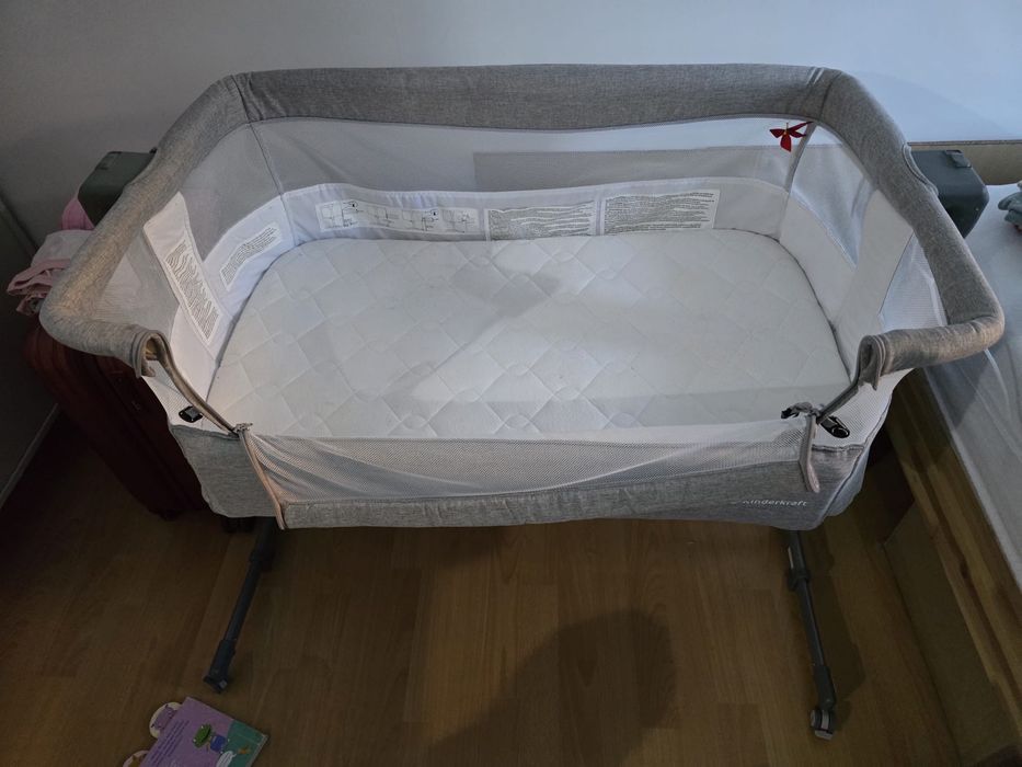 Kinderktaft neste up jasnoszare łóżeczko turystyczne dostawka