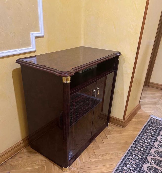 тумба італійська