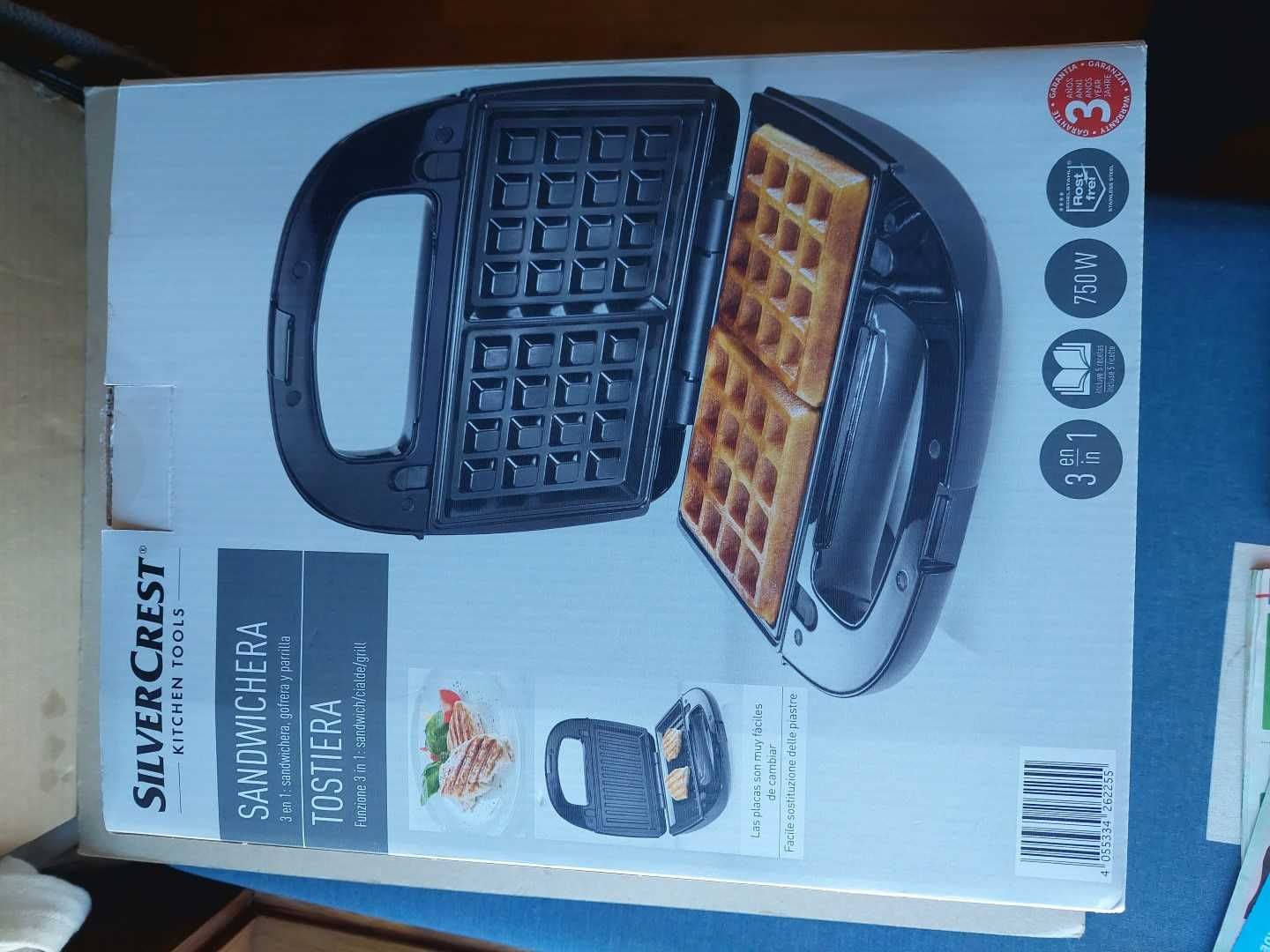 SilverCrest Sanduicheira / Tostadora / Waffles 3 em 1.Nova.Ler anuncio