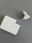 Nowa ładowarka Apple USB-C do laptopa 140W