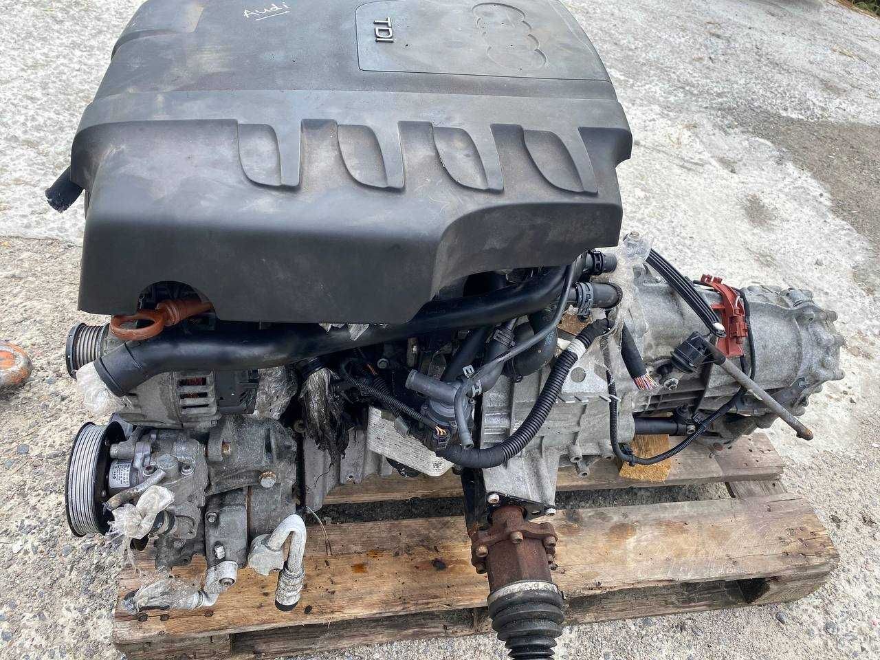 Двигун Мотор блок Двигатель головка кпп Audi 2.0 Dci CAG ауді 2,0 дці