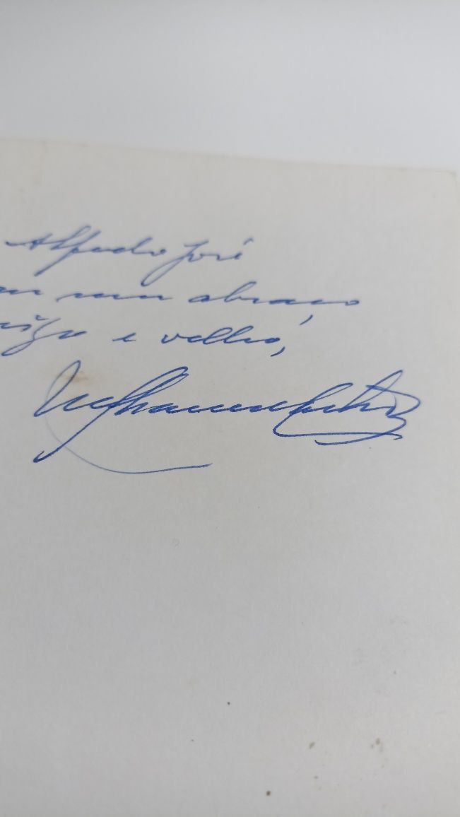 Livro Autógrafodo sobre Eça de Queirós