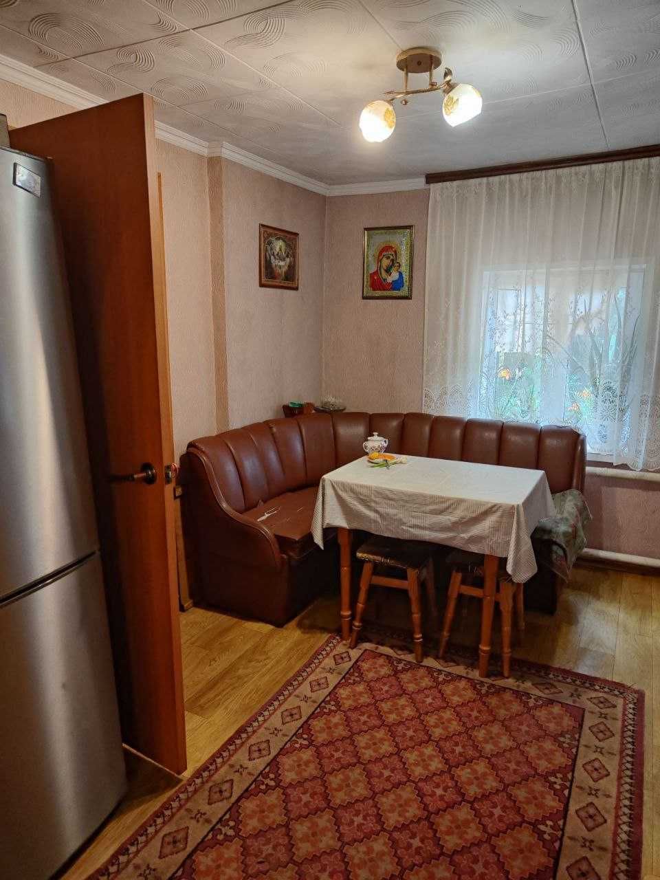 Продам будинок, вул. Харківська