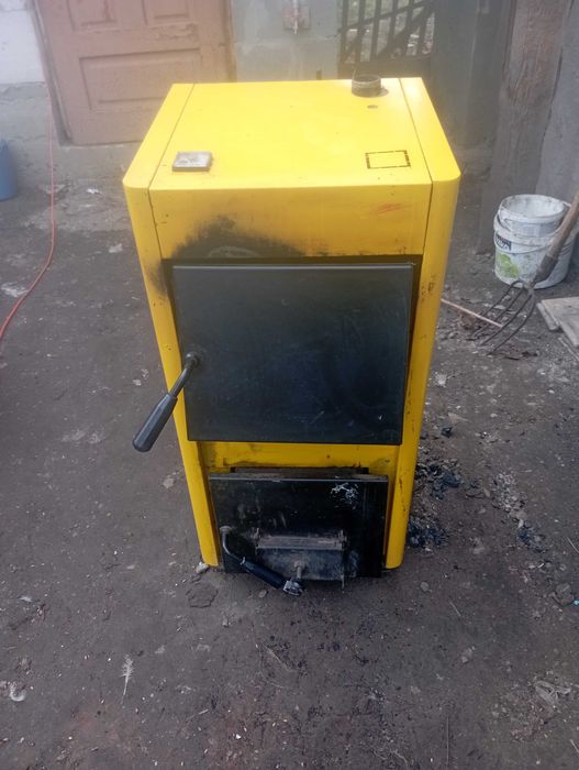 Продам котел  село боляновичі