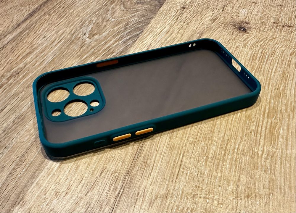 Etui matowe silikonowe iPhone 15 PRO ciemnozielone