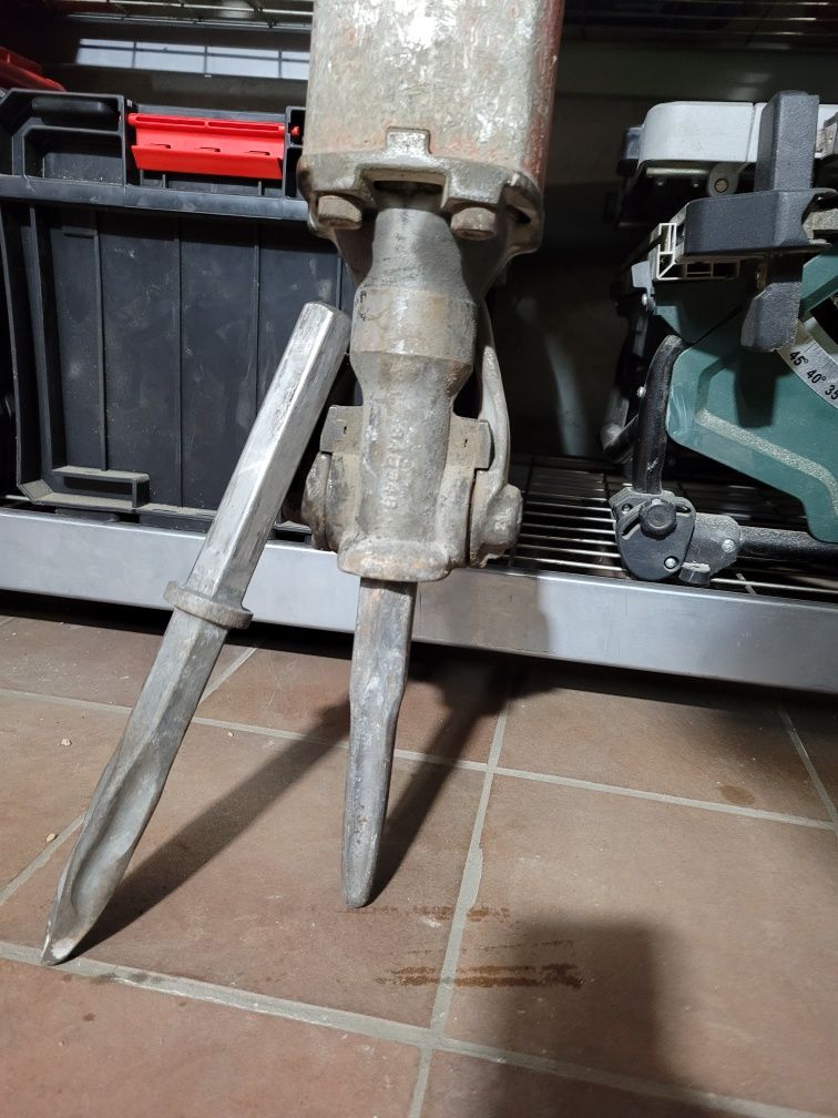 Młot wyburzeniowy Hilti te 3000