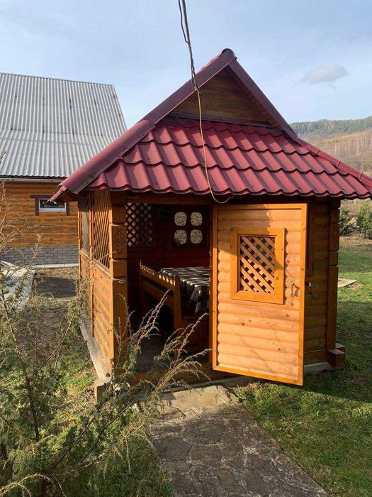 Двоповерховий будинок в Яремче 228 м²