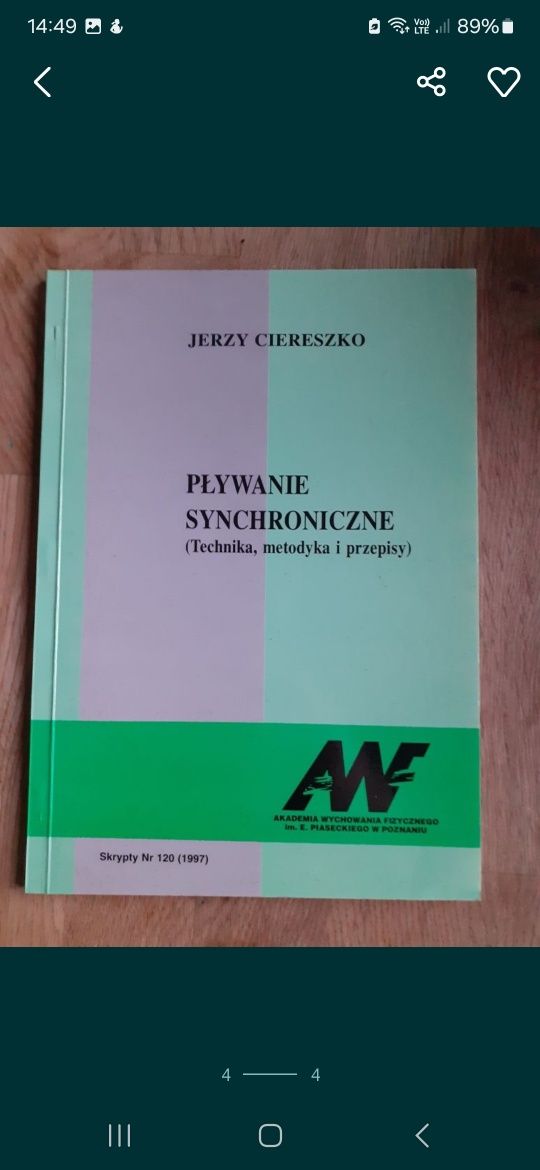 Świat Zofii krawaty rzeźba pływanie smartfonowy związki Grochola