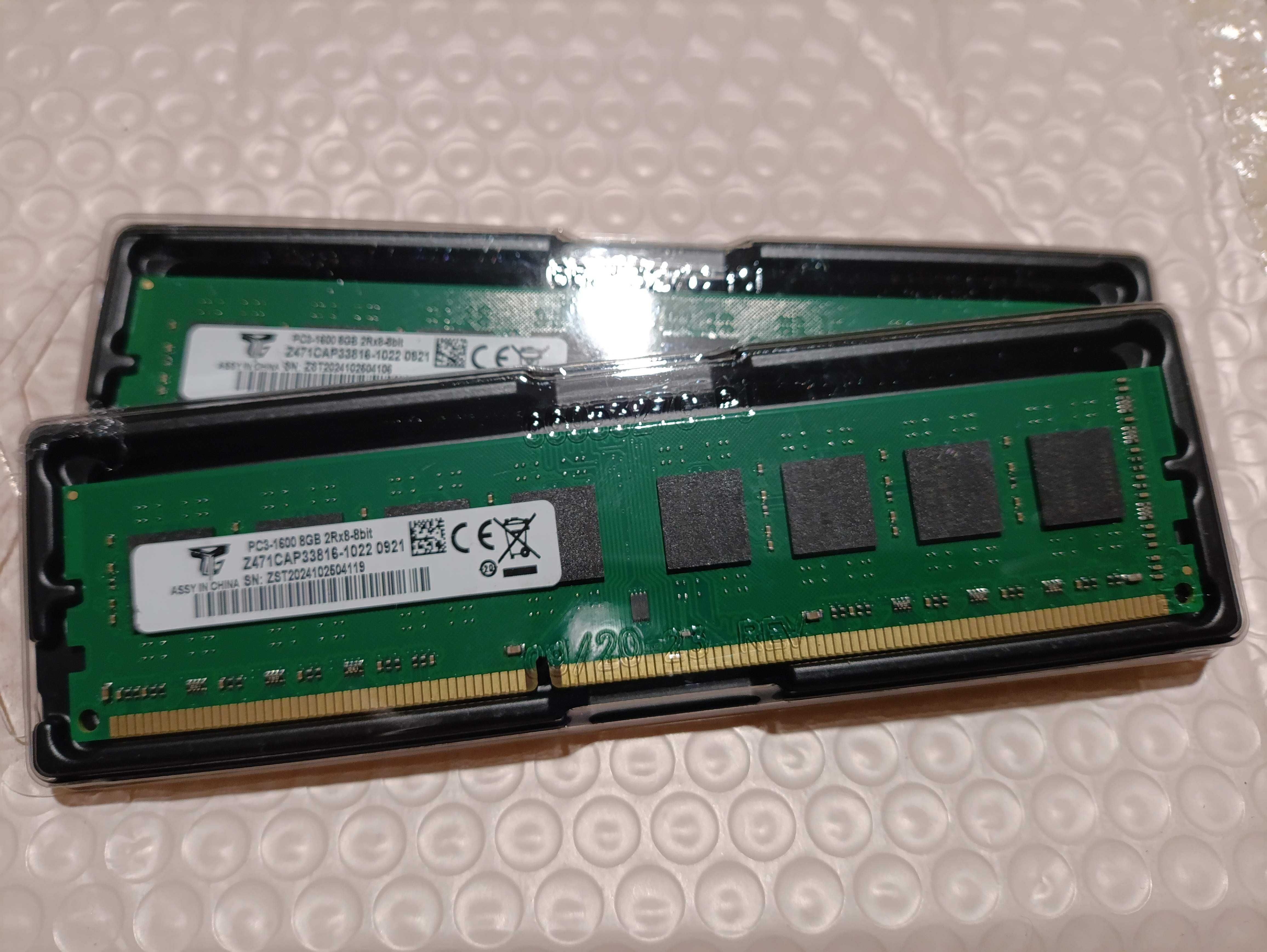 DDR3 DDR4 8 Gb 1600 MHz нова