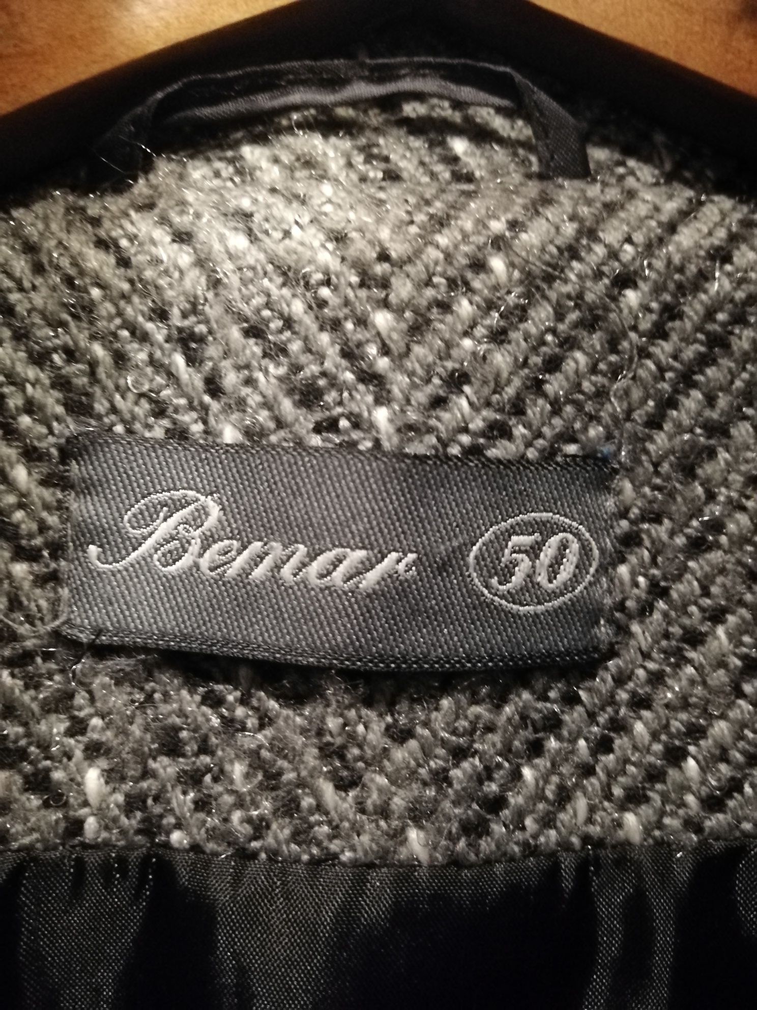 Garsonka damska, rozm. na metce 50