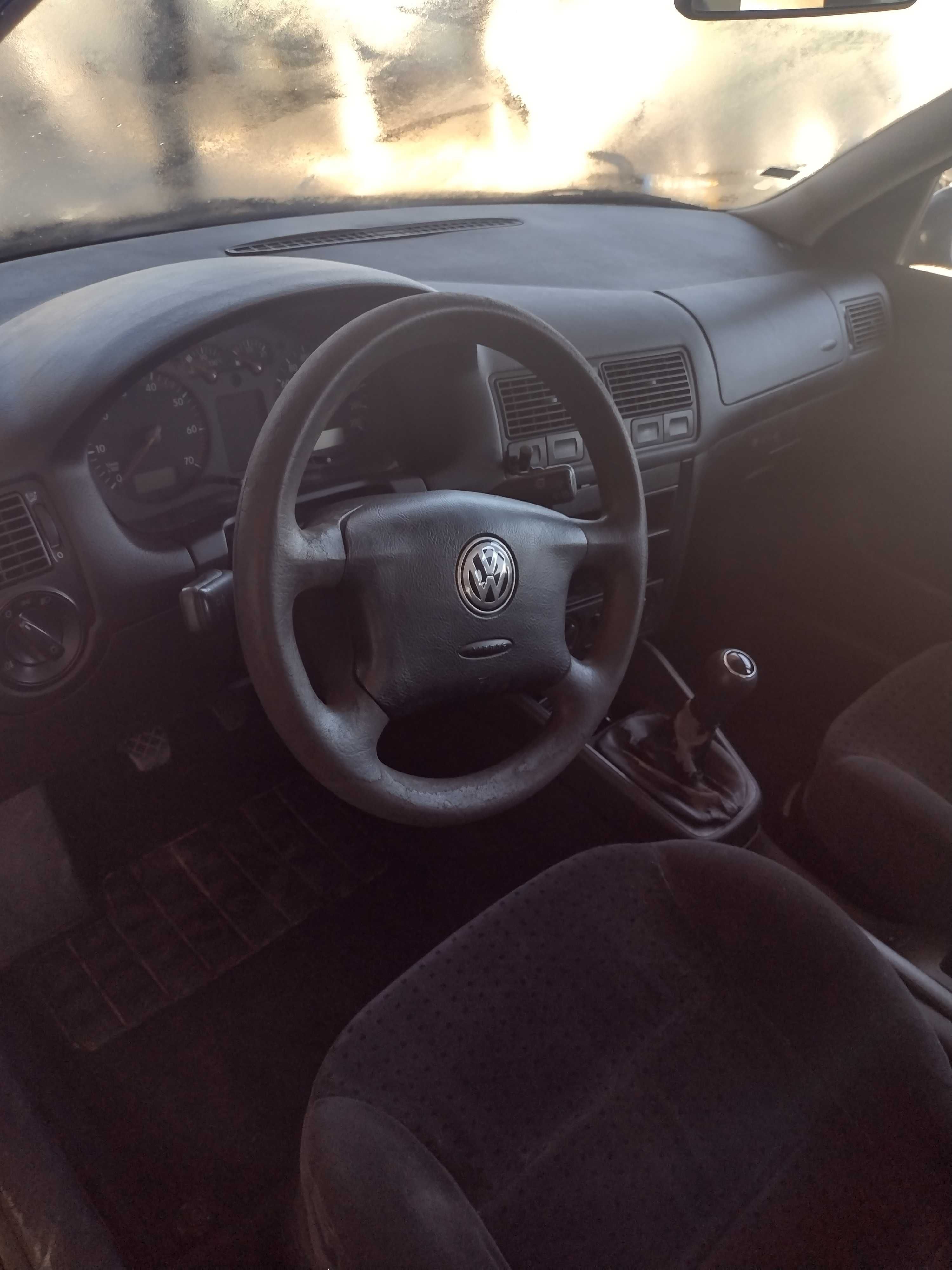 VW GOLF IV 1.4 i 16v