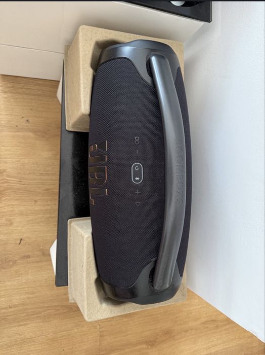 Caixa JBL Boombox 3