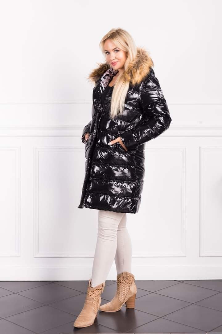 Płaszcz zimowy pikowany lakierowany plus size