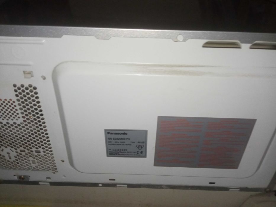 Kuchenka mikrofalowa Panasonic NN - E232MBEPG kurier gratis