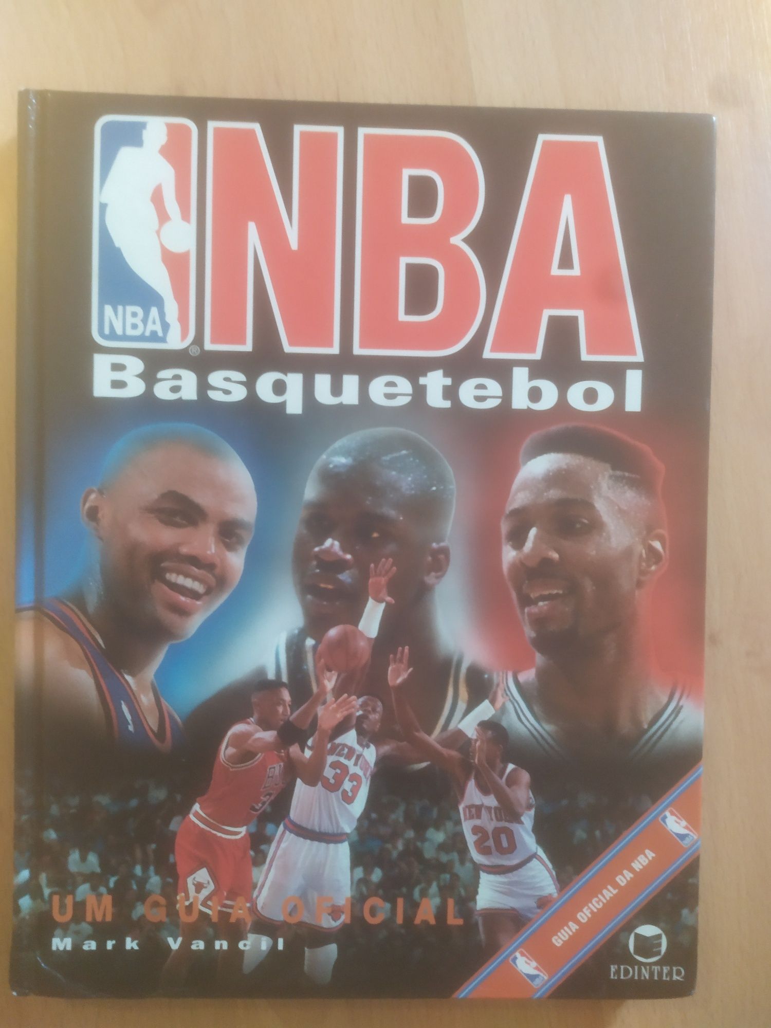 Livro Guia oficial da NBA