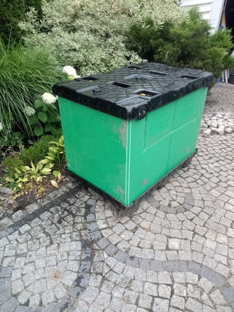 Sprzedam pojemnik składany