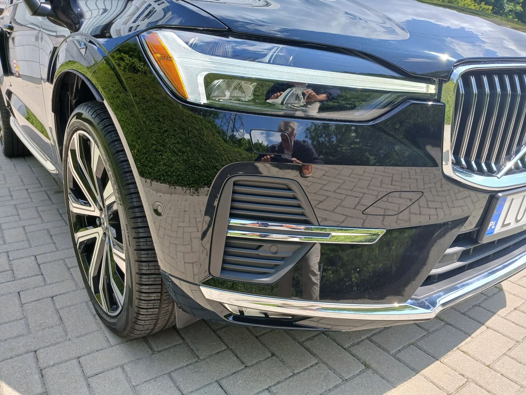 Volvo XC 60 2023. Dobra wersja, mały przebieg
