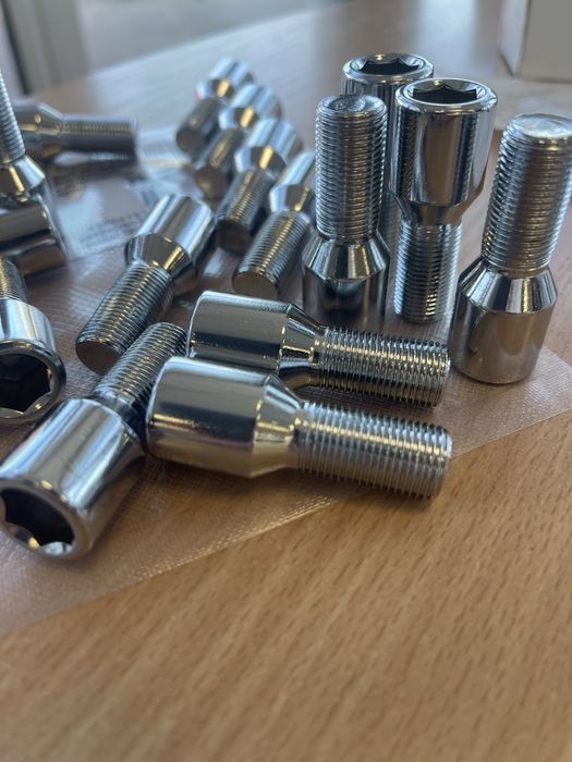 Болт колесный внутренний шестигранник М14x1.25x27мм для узких отверсти