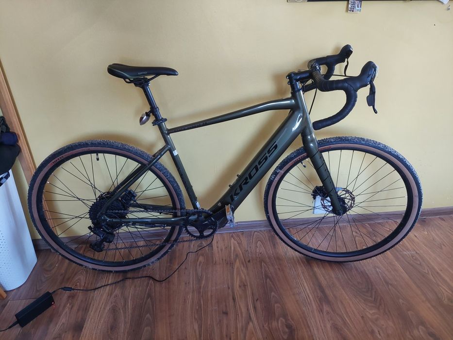 Rower KROSS Esker Hybrid 2.0 2024