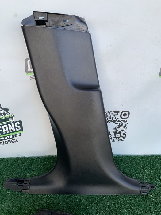 Tesla Y 2020-2024 накладка центральної стійки стойки ліва права