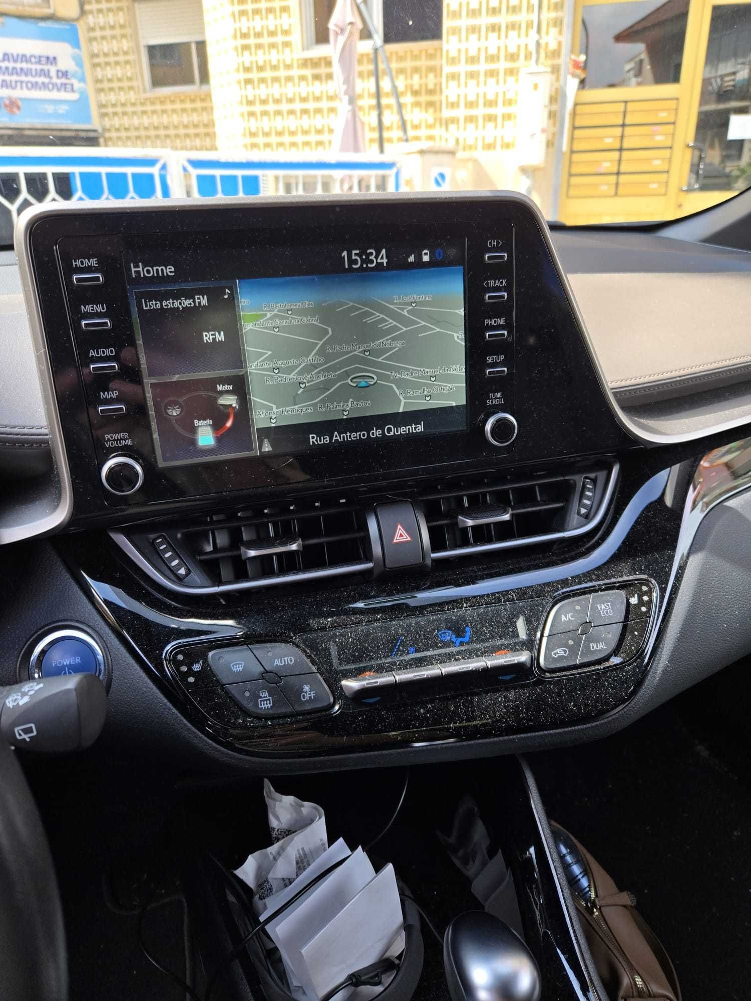 Toyota C-HR 2.0 VVT-i Hybrid