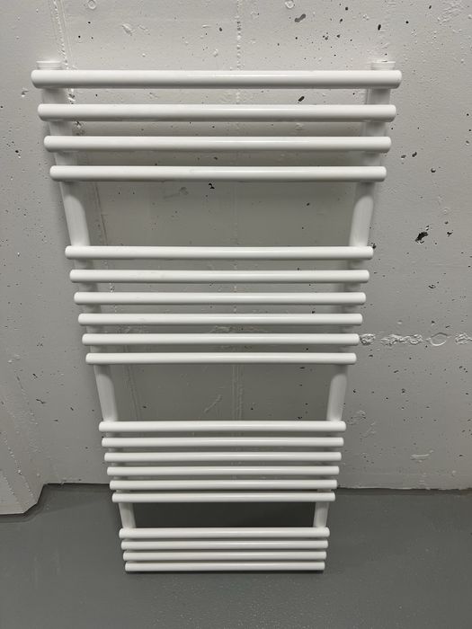 Grzejnik łazienkowy nowy