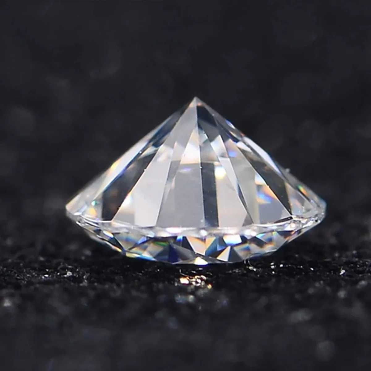 Муассанит (бриллиант) круглой огранки 5мм 0.5ct