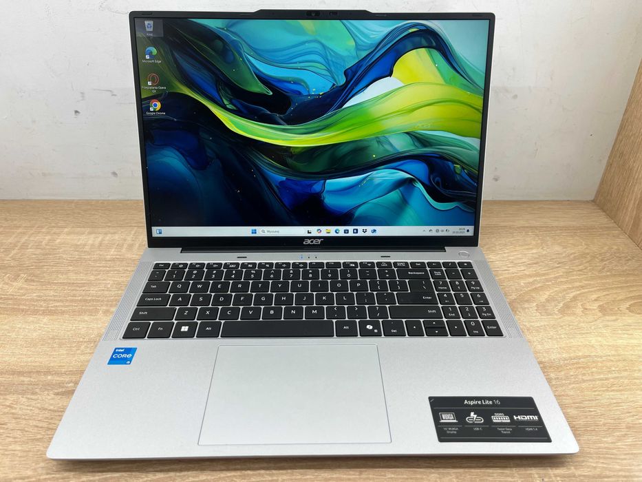 Laptop Acer Aspire Lite 16  Intel Core i5 / 16 GB / 512 GB SSD