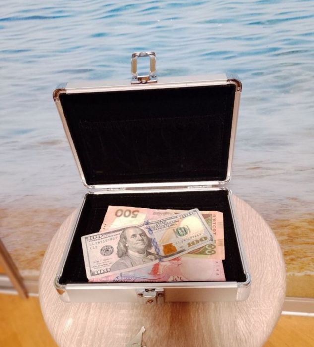 Кейс алюмінієвий для цукерок і шоколаду в подарунок