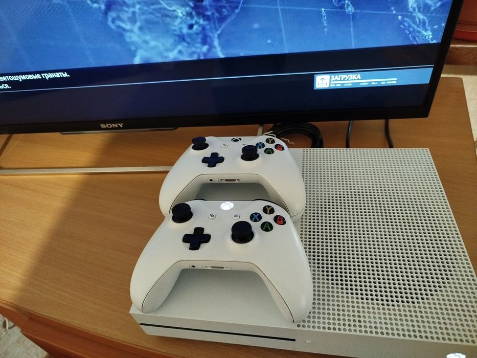 Игровая консоль Xbox one s 1tb