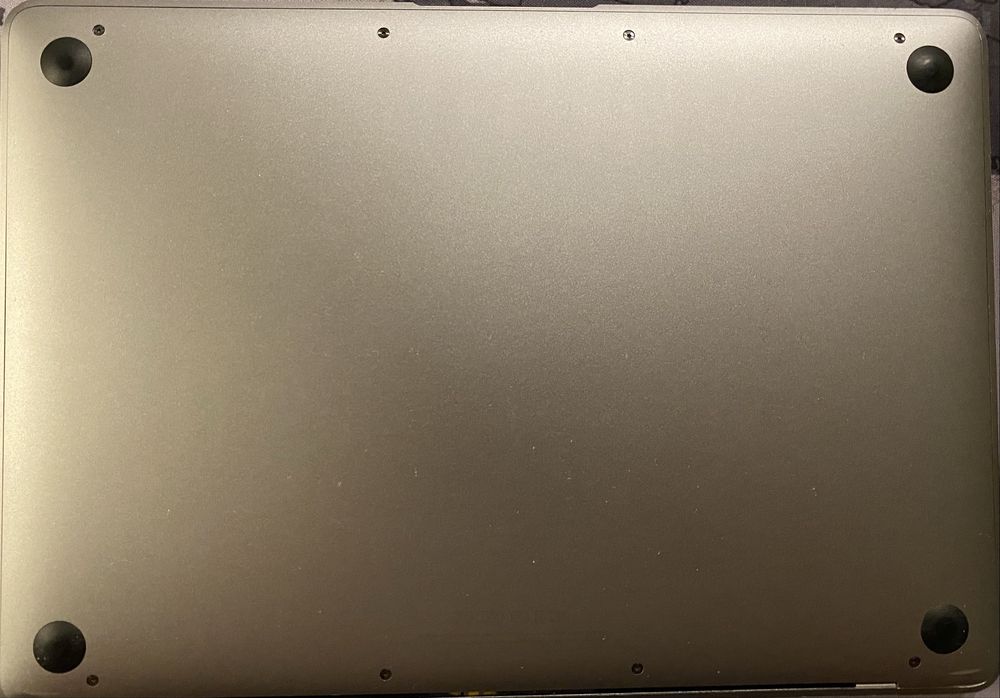Macbook (Retina, 12-inch, Early 2015), A1534
