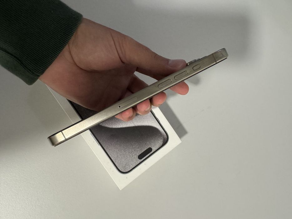 Iphone 15 pro max 256g